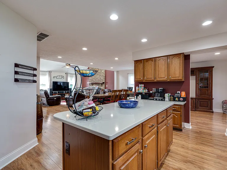 4078 Margate Dr — Photo 14