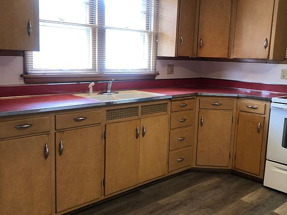 5th image of 314 W Bridge St #1