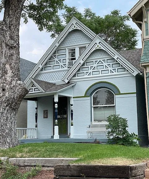 510 S Logan St — Photo 1