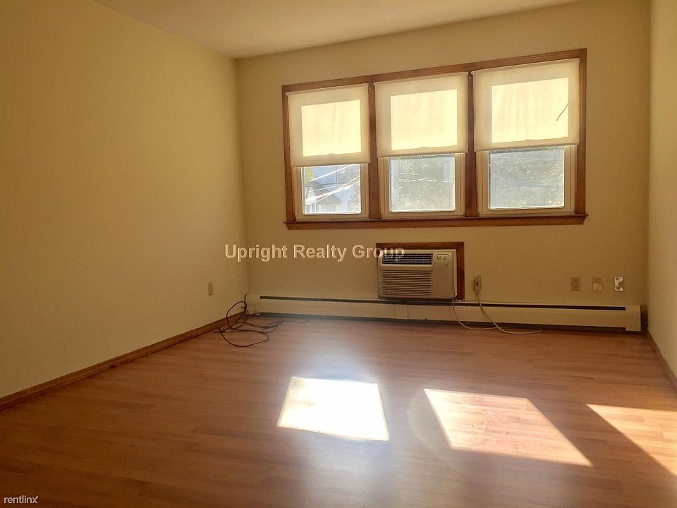 9 Beacon St. #3 Leominster Unit Photo 5