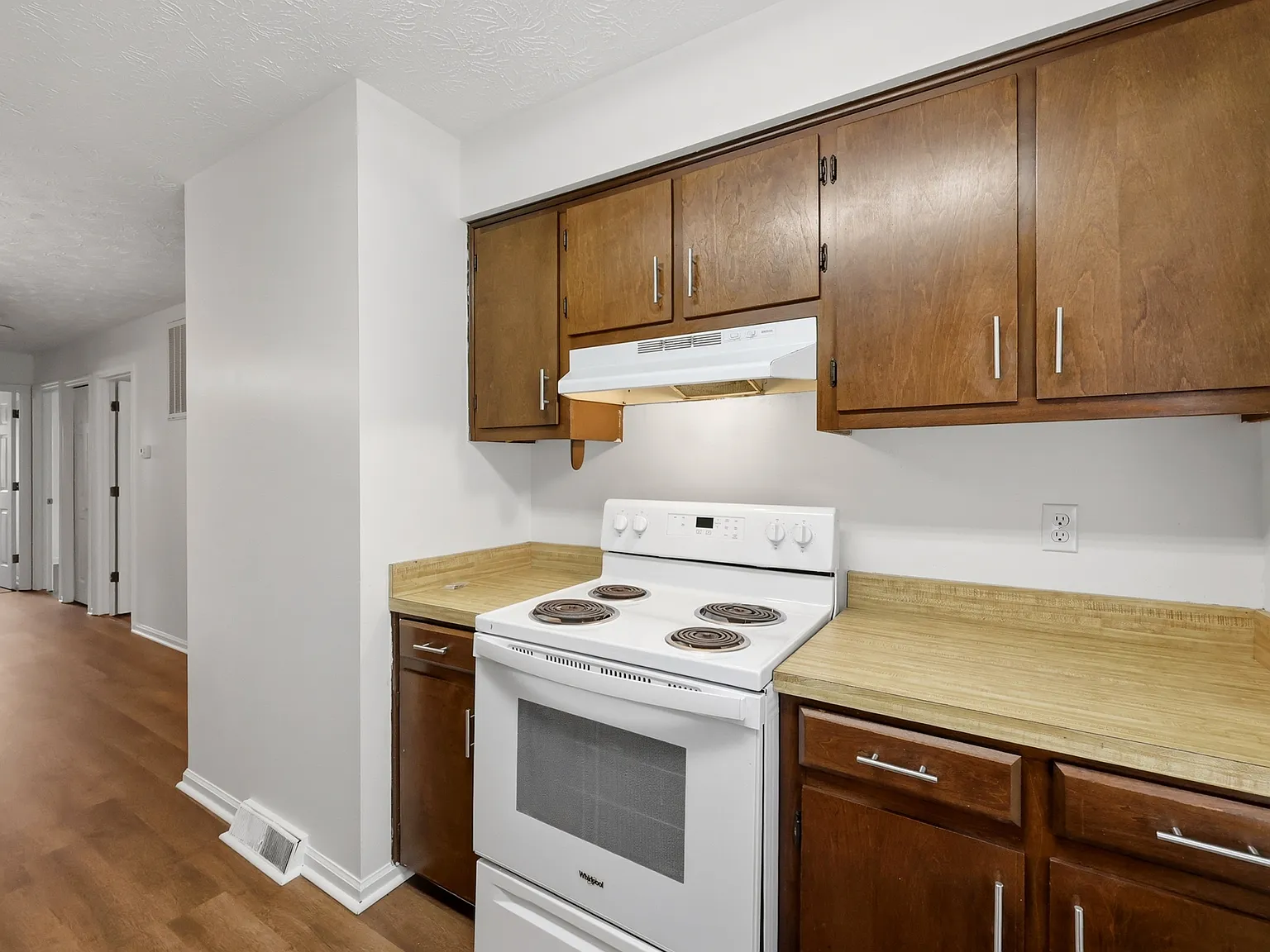 3215 Aqueduct Drive B - B — Photo 4