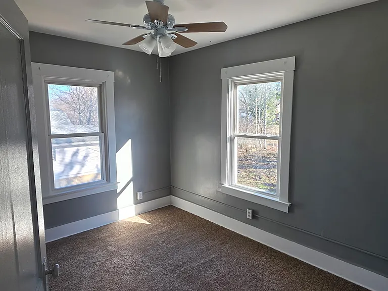 43 E Auburndale Ave — Photo 24