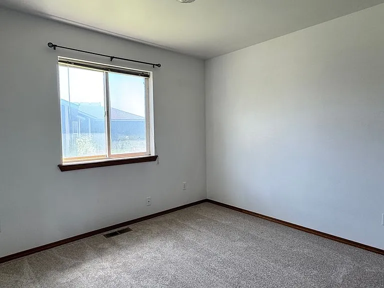 4957 Pear Butte Dr — Photo 12