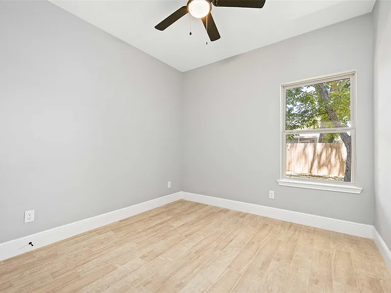 4651 Mallow St #B — Photo 19