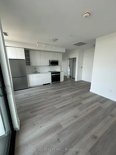 2075 Lakeshore Rd Photo 1