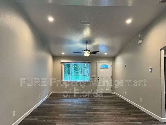 4th image of 9018 N Mendoza Way