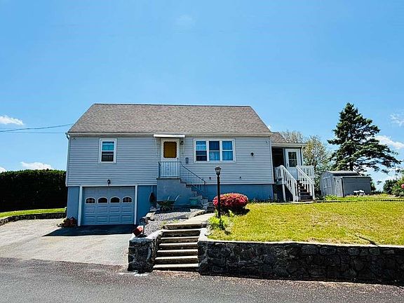 2nd image of 4 Heritage Cir