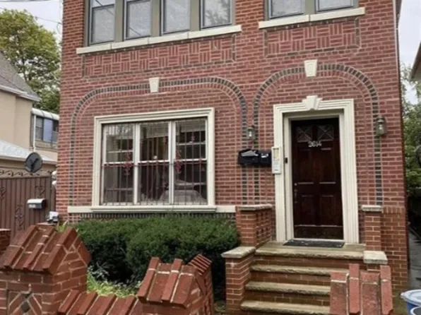 2614 Voorhees Avenue image 1 of 11