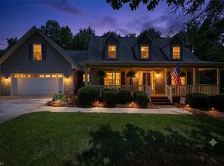 2130 Willow Oak Dr, Thomasville, NC 27360