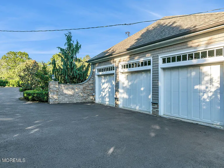 22 Oakes Rd — Photo 33