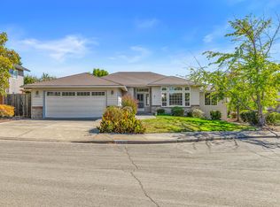 2860 Shanteal Pl, Medford, OR