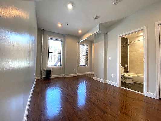 1st image of 10 Vermilyea Ave #2E