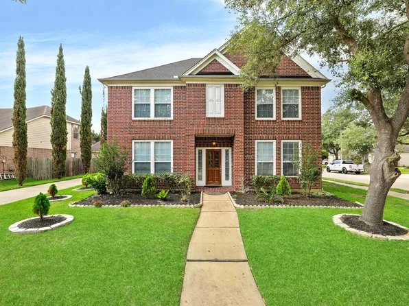 17611 Haywood Oaks Dr, Houston, TX 77095