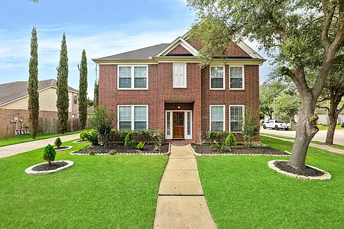 17611 Haywood Oaks Dr Photo 1