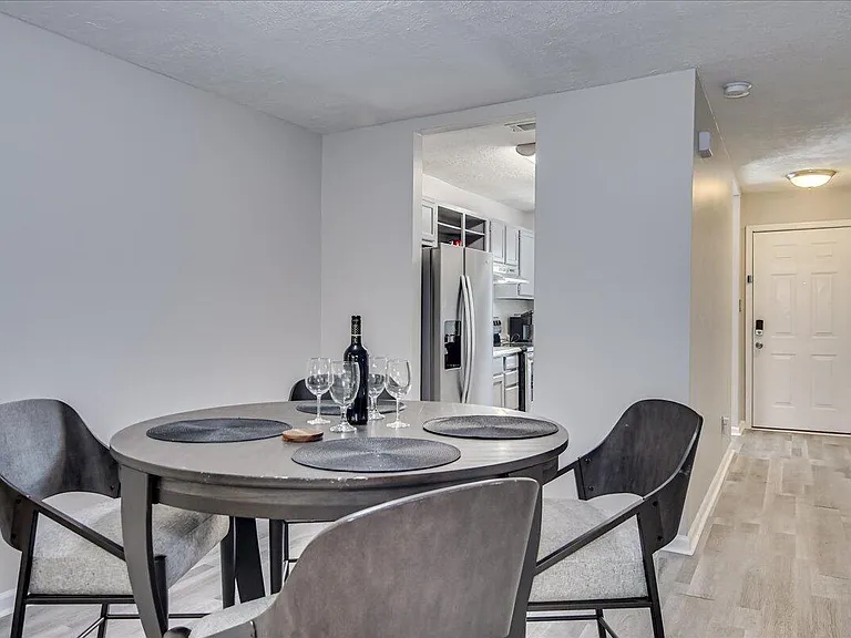 23 Londonberry Ln — Photo 16