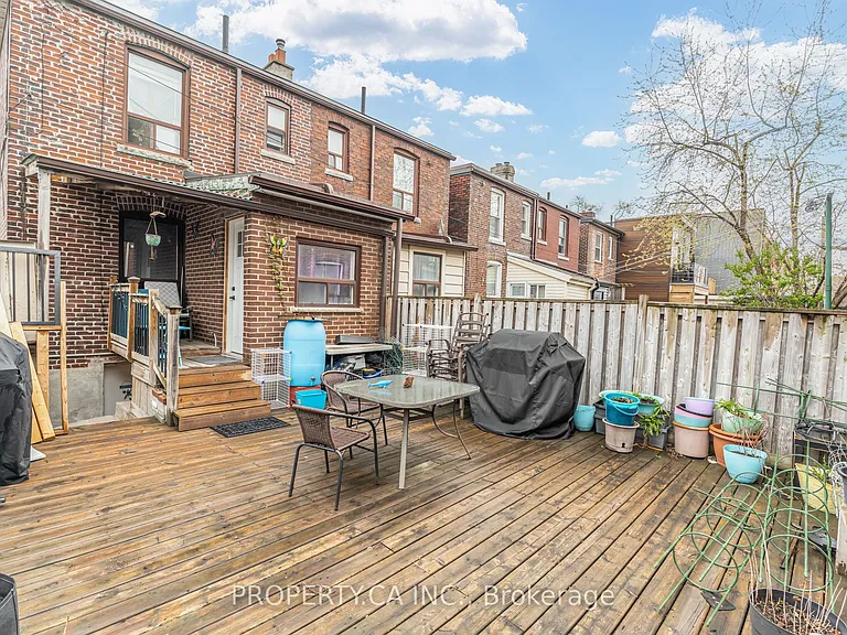 242 Emerson Ave #BASEMENT — Photo 8