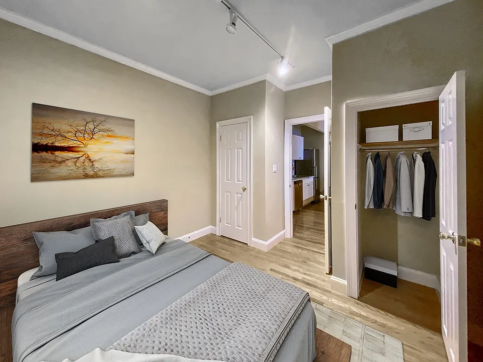 331 Lexington Ave #2E
