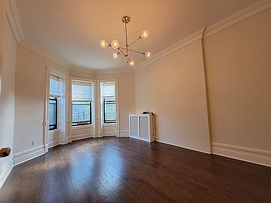 5th image of 199 President St #L