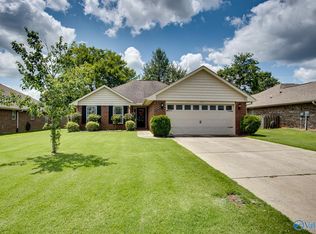4953 Montauk Trl SE, Owens Cross Roads, AL 35763