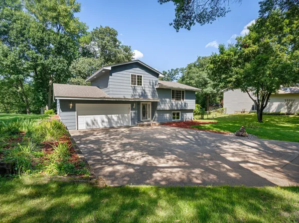 31480 Rum River Dr NE, Cambridge, MN 55008