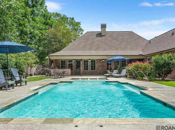 3212 Plantation Ct, Baton Rouge, LA 70820