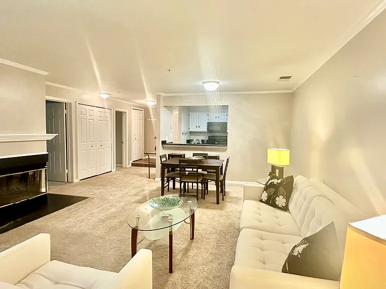 244 S Reynolds St #306 — Photo 35