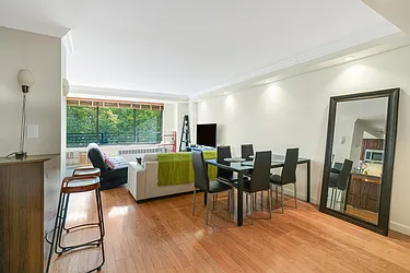 382 Central Park West, #4B