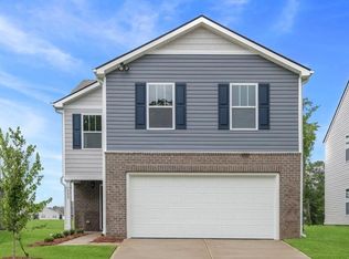 222 Deskin Ln, Fountain Inn, SC 29644