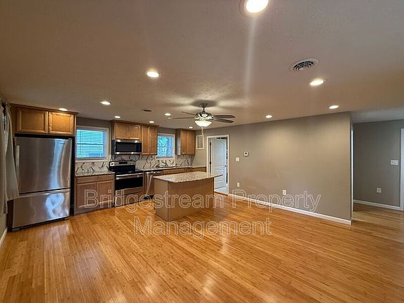2nd image of 4508 E Venetian Way