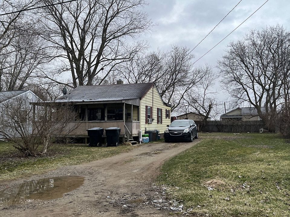 1st image of 2374 E Bergin Ave