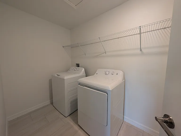 laundry room 1st floor