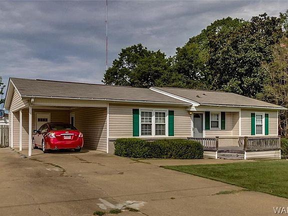 2nd image of 4364 30th Ave E