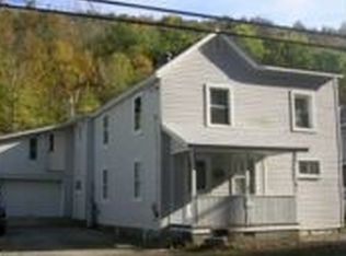 1752 Soap Hollow Rd, Johnstown, PA 15905