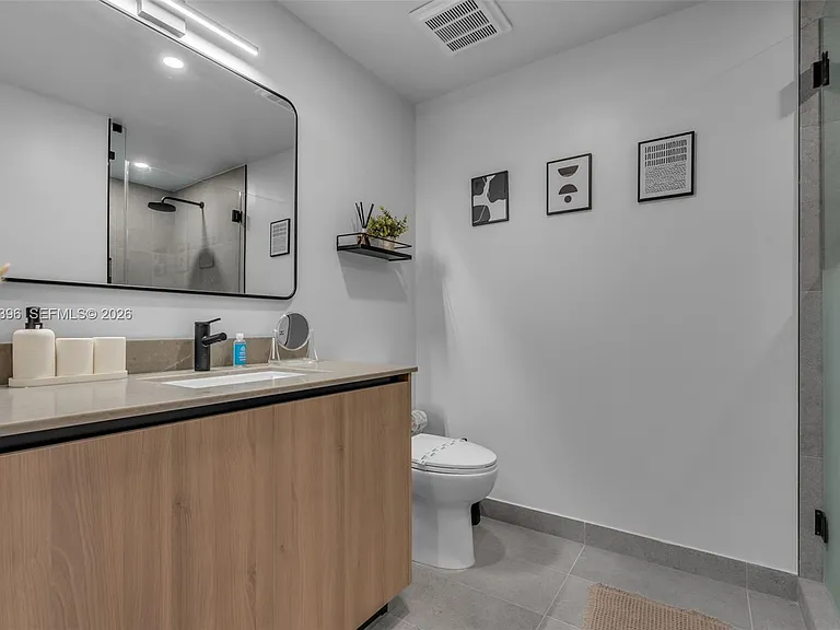 121 NE 5th St #2107 — Photo 20