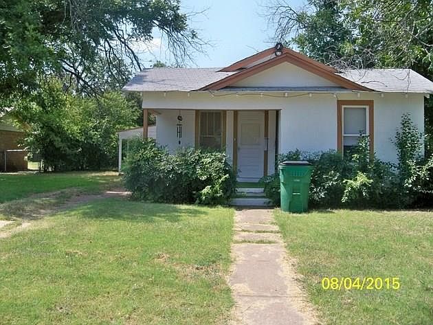 1st image of 319 W 10th St