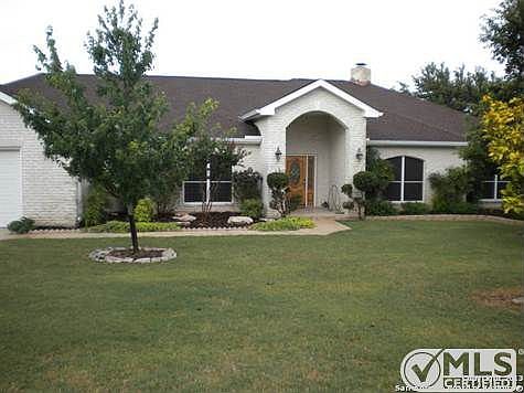1st image of 315 Red Oak Dr
