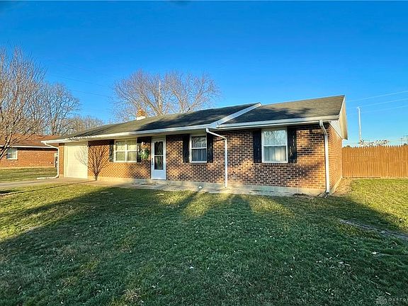 4th image of 205 Indian Hill Dr