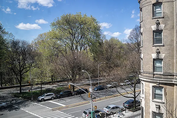 Rented by Rita S Citrin, LREB | media 11