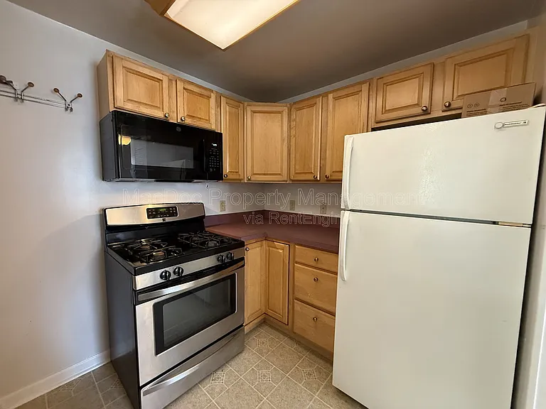 1115 Winchester St #A-K5 — Photo 4