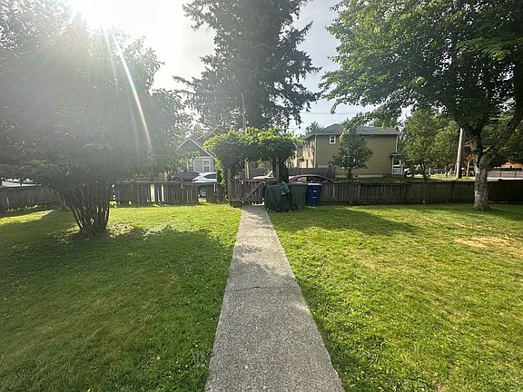 5th image of 532 Main Ave N
