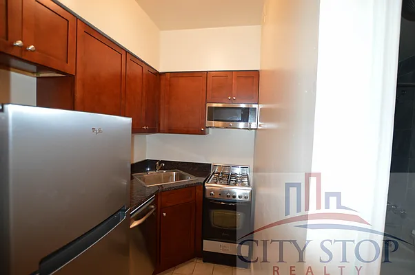 Rented by City Stop Realty | media 49