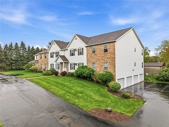 3rd image of 3635 Indian Run Dr Unit 6
