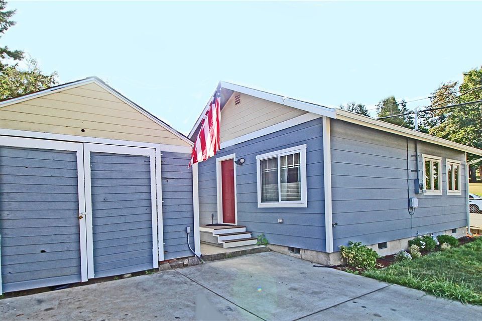 1st image of 2218 15th St