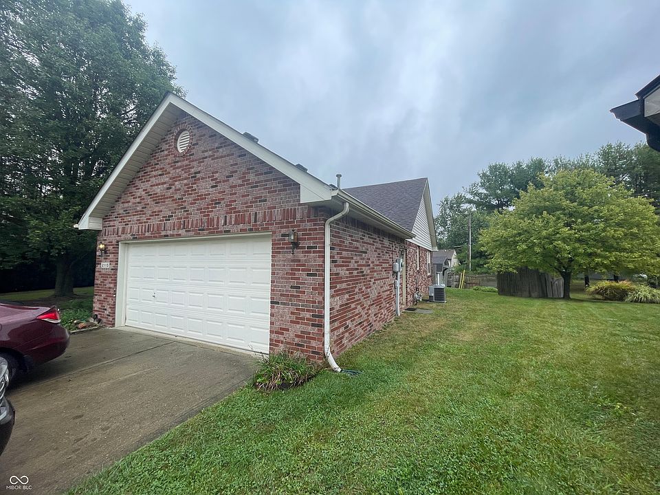 2nd image of 2115 Hannah Ct