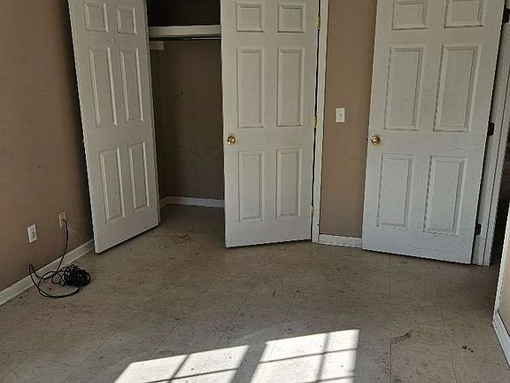 2nd image of 107 Flint St #40