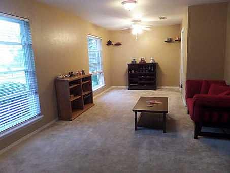 4th image of 3512 Sherian Ave
