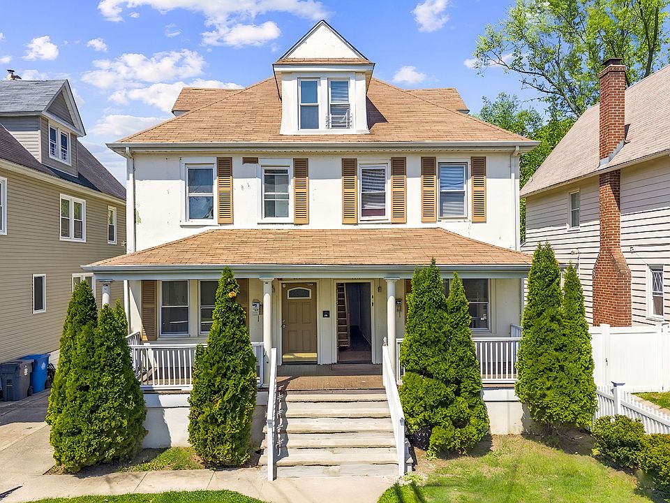 1st image of 130 Park Ave #2L