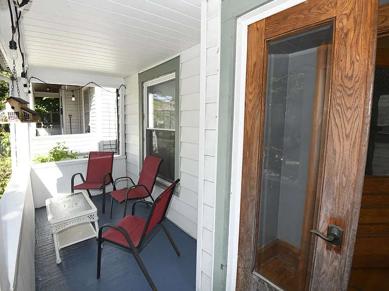 531 Tennyson Ave — Photo 2