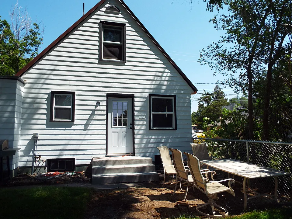 484 G St
