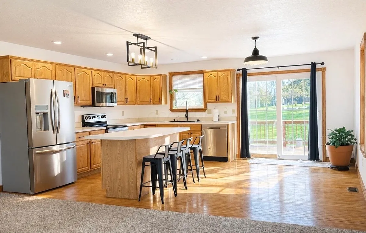 Building Photo - 475 Glenmonte Dr